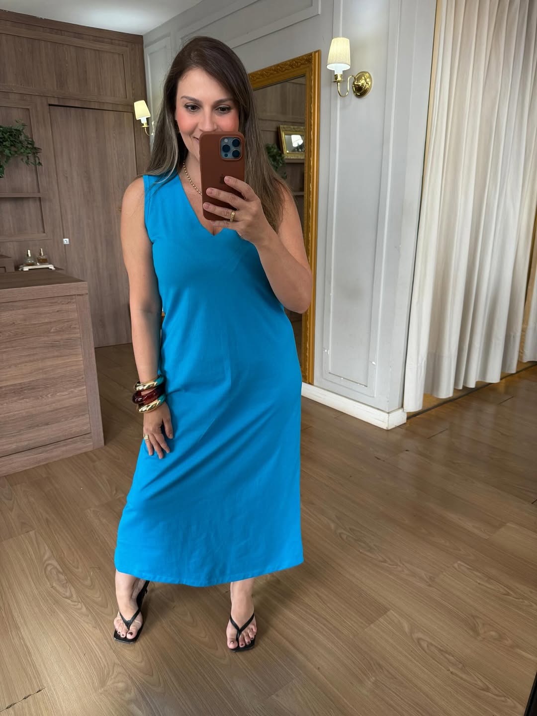 Vestido Celina – Seu novo favorito para o dia a dia (COMPRE 1 LEVE 2) (+BOLSA DE BRINDE)